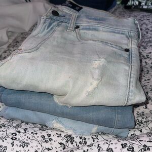 3 - hollister men’s skinny jeans